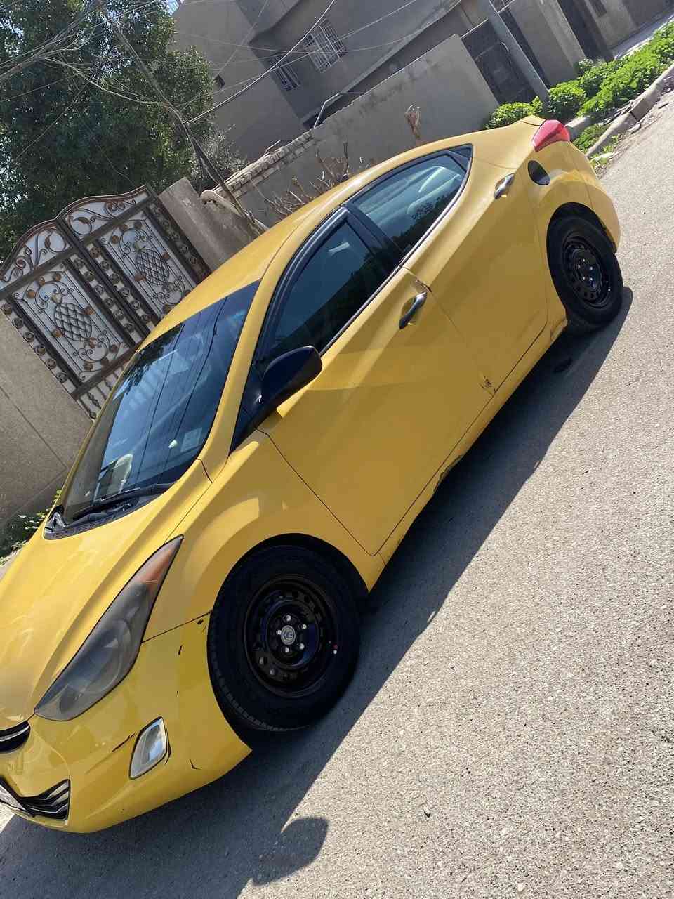 للبيع
السعر 100 وبيها مجال قليل 
النترا 2013 امريكي 
حادث جاملغ وبنيد السونار بالصور موجود 

شرط التحويل 
مكاني بغداد الطالبية 

***********
متوفر خاص + واتساب
