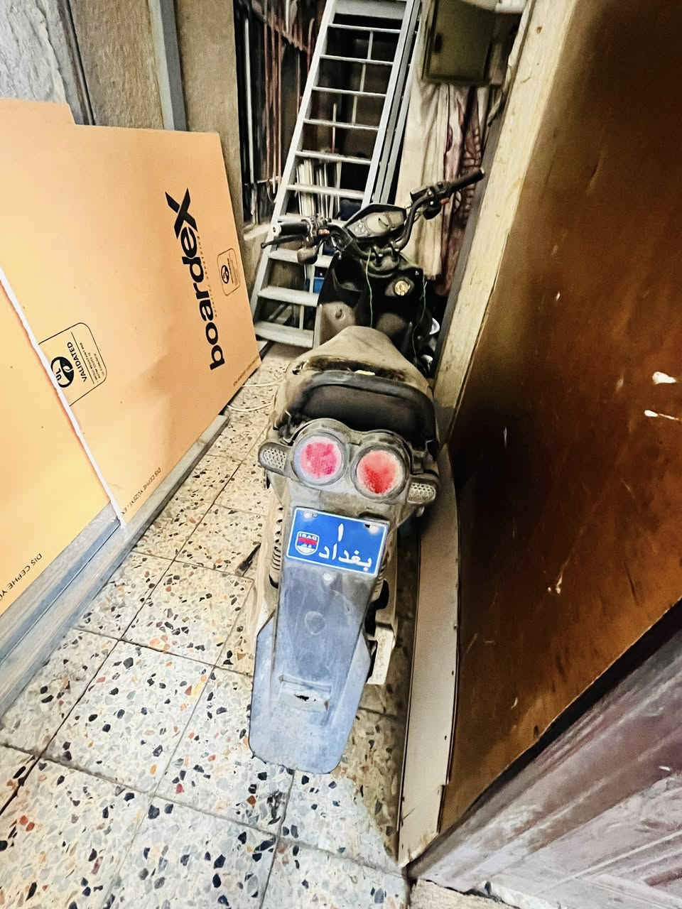 للبيع دراجه شحن نقص بس بطاريات و كشن السعر 550الرقم ***********
