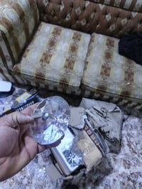 مقابض كريستالية فاخرة تستخدم عادة لتزيين الأثاث يوجد واحد كارتون تواصل...