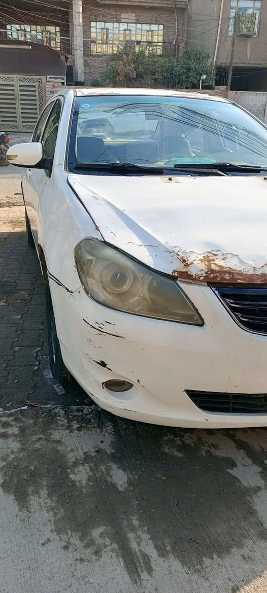 بي وأيدي موديل 2013..بصمه كشنات جلد فتحه فول بس كير عادي ..بي ضربه بل جاملغ المامي..والبنيد موضح بل صور سياره جاهزه من كير محرك صدر كلهن. جدد سعر 45 وبيه مجال ...رقم ***********
