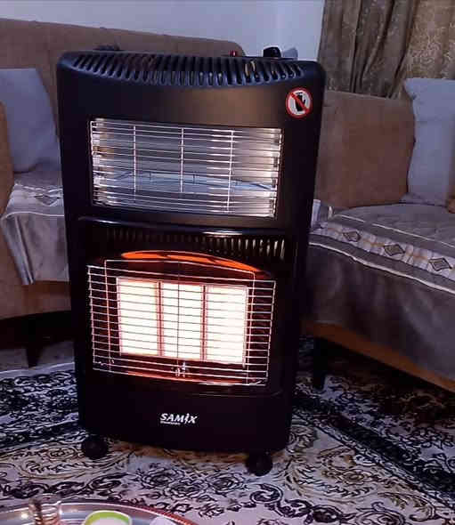 مدفأة غازية وكهربائية ماركة SAMIX

🖋️تعمل على الغاز والكهرباء
🖋️تدفئة سريعة مع أداء عالي
🖋️ثلاث شمعات للتشغيل على الكهرباء
🖋️زران للتحكم بتشغيل او اطفاء شمعات الكهرباء
🖋️ثلاث درجات للتشغيل عن طريق الغاز ( منخفض, معتدل, مرتفع )
🖋️مكان مخصص لتخزين قنينة الغاز داخل المدفأة
🖋️خمس عجلات لسهولة الحركة
🖋️ضمان لمدة سنة من تاريخ الشراء
🖋️اعلى حد لاستهلاك الغاز: 290 الى 110 غم في الساعة
🖋️الطاقة الكهربائية: بين 400 - 800 - 1200 واط اعتمادا على عدد الشمعات
🖋️أبعاد الجهاز: 69  41  34 سم

السعر 77 الف
توصيل 3 الاف لجميع المحافظات🇮🇶
للحجز راسلونا📲
واتساب ***********
