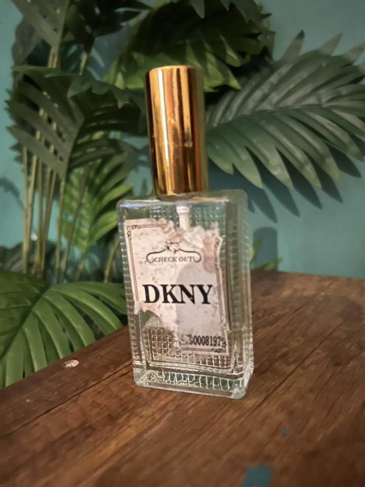 عطور باله كويتي 
متوفر توصيل جميع المحافظات 🚗🚗🚗


**إذا كنت صاحب هذا الإعلان وتريد حذفه لأي سبب، رجاءا أرسل رسالة إلى الدعم الفني**