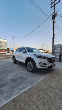 توسان بني رامه خليجي 2018  سياره مكفوله كفاله عامه    مكينه 2000دوش   ...