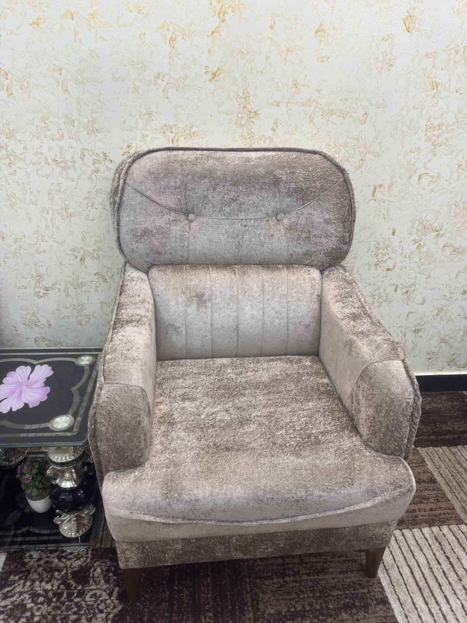 السلام عليكم
تخم جلوس تركي جديد 🌟
• صناعة تركية 🇹🇷
• القماش: خاولي أصلي (ناعم، متين، وسهل التنظيف)
• يسع 10 أشخاص براحة تامة
• وزن ثقيل وثبات عالي
• تصميم أنيق يليق بكل صالة ✨
التخم جديد مصار 3 ايام اجانه هديه بس احنه نريد نجيب تخم ديوان لهذا نريد نبيعه 
السعر 850 وبي مجال حك الجيه 
العنوان بغداد الدوره شارع المعلمين مقابل شارع 60 
للاستفسار *********** 
بي واتساب
