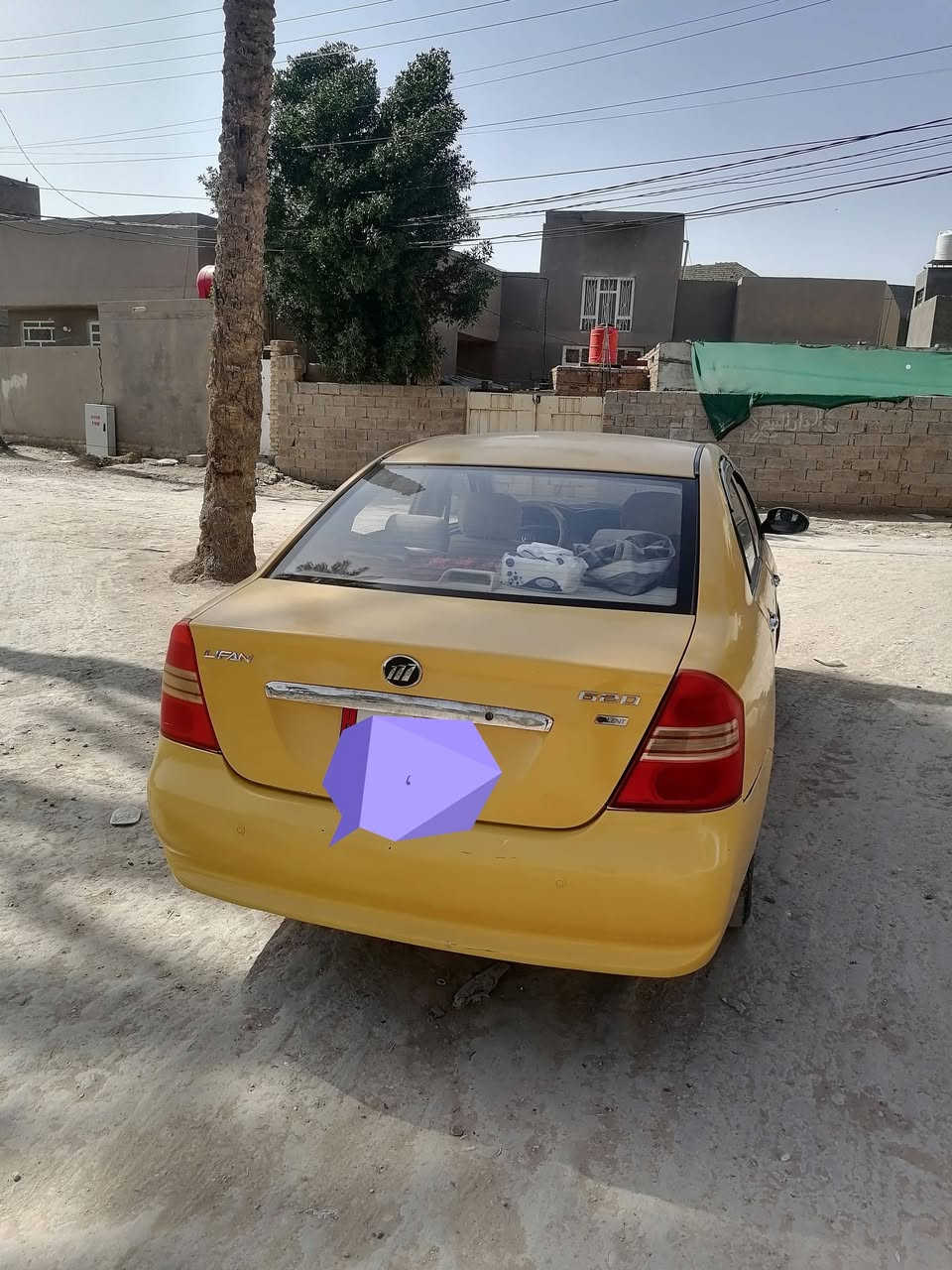 السلام عليكم
ليفان 620 موديل 2011 بدون فتحه 

رقم بغداد سنويه ل28 باسمي مصفره هيئه وغرامه 

تبريد شغال حداديه جديده 

زوج تاير جديد

مكينه لاتنقيص ولاتبخير بس بيه نفخه 
سعره 38 وبيه مجال

***********
