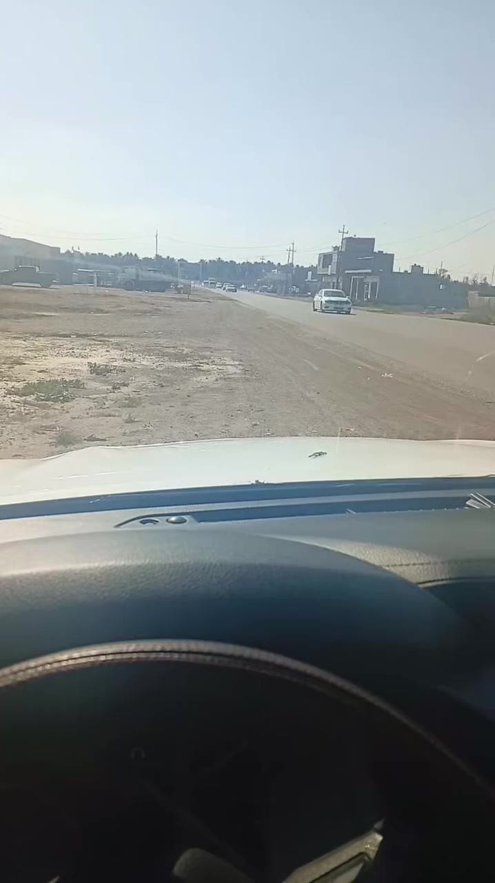 السلام عليكم يوجد قطعه ارض للبيع رقم الأتصال ***********
