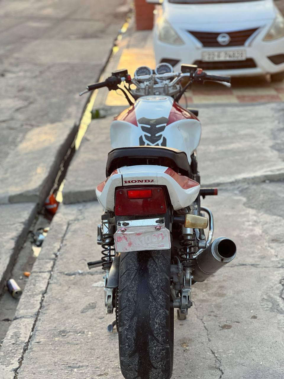 السلام عليكم ورحمة الله
ماطور سي بي الف  النضافه كدام العين 👀
كزوز رياضي صوتو صاجعه ⚠️
لون مميز 🤍❤️
كلك كلك كلك كلك
السعر خاصصص
رقمي بي واتس ***********
***********
ماسنجر مفتوح
