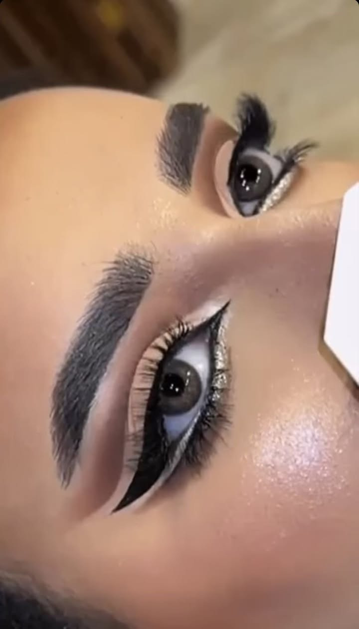 ب25 ميك اب ورموش وتسريحة فقط ب25 ميك اب ماركة ♥️💄عنوان تكريت الزهور. أسعار يمنا غير.


**إذا كنت صاحب هذا الإعلان وتريد حذفه لأي سبب، رجاءا أرسل رسالة إلى الدعم الفني**