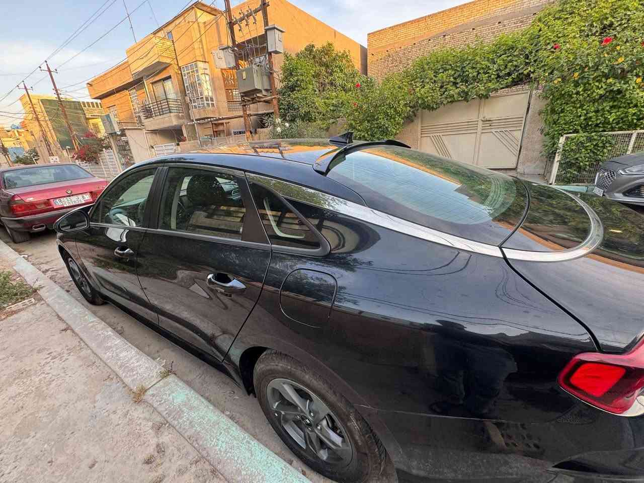 السلام عليكم كي فايف وارد أمريكي
حادثها بابين من امريكا صبغ بدون تبديل
مواصفاته معروفه  سياره جاهزه من كولشي مابيها اي نقص
بجمها كبس سياره ع الفحص
رقم أربيل دولي باسمي تحويل مباشر
السعر/133وبيها مجال للشراي
***********

