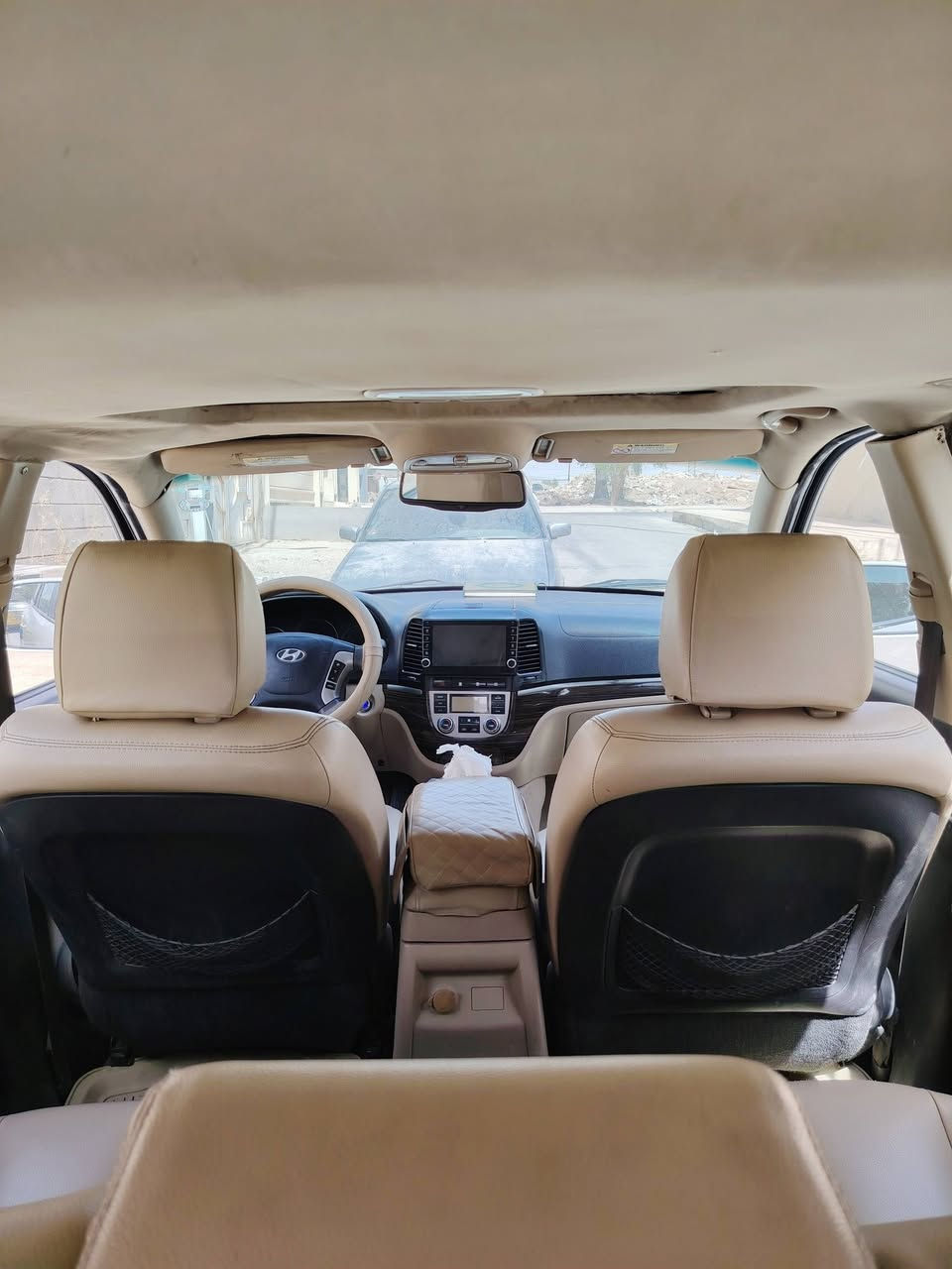 السلام عليكم ✋
سنتافي 🚘
🖐️موديل 2011
👈وارد كوري
المواصفات فول ✅
✈️محرك 6 سلندر 
الضرر صبغ عام + تأكيه ع صفحه سايق ✋
👈رقم أربيل مسطره جديد  🇩🇪شرط التحويل ✅📝 اني شرعي 
سياره 7 راكب بصمه كشنات كهرب + جلد فتحه سقف 🖐️
تحكمات ستيرن مري شفط 🚦
هسه جديد + سنويه جديده 📝✅
💸 السعر 123 بيها مجال). عنوان سياره موصل أيمن
خاص ماجاوب اعتذر 👍🖐️🖐️ أقره منشور قبل ماتصل 
كورك ***********
زين ***********
