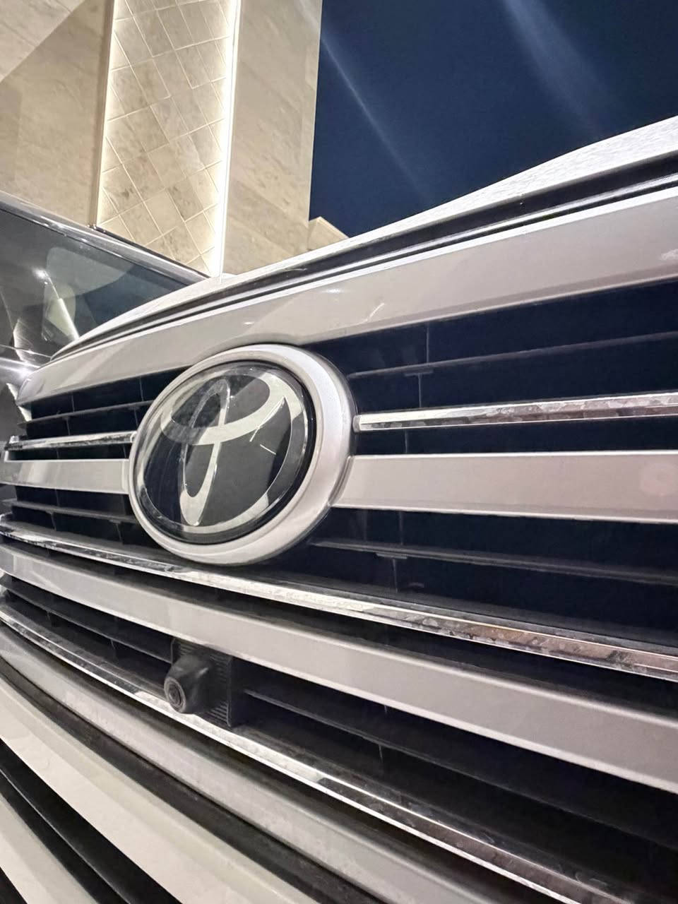 للبيع – تويوتا لاندكروز GXR زيرو وكالة ساس موديل 2025 (TSS)

✅ محرك V6  سعة 4000  

✅رادار امامي و رادار خلفي 

✅حساسات اماميه وخلفية

✅نقاط عمياء

✅اربع كاميرات

✅ دفع رباعي 4×4  ￼

✅ تشغيل عن بعد

 ✅ خمس بصمات

✅مقاعد جلد اصلي كهرباء مع تبريد بالكشن

✅ نظام الأمان Toyota Safety Sense (TSS)  

✅ شاشة كبيرة + Apple CarPlay وAndroid Auto

✅ثلاجة وسطية

✅ صالون واسع 7 ركاب  

***********

العنوان بغداد الاعظمية بغداد, العراق
