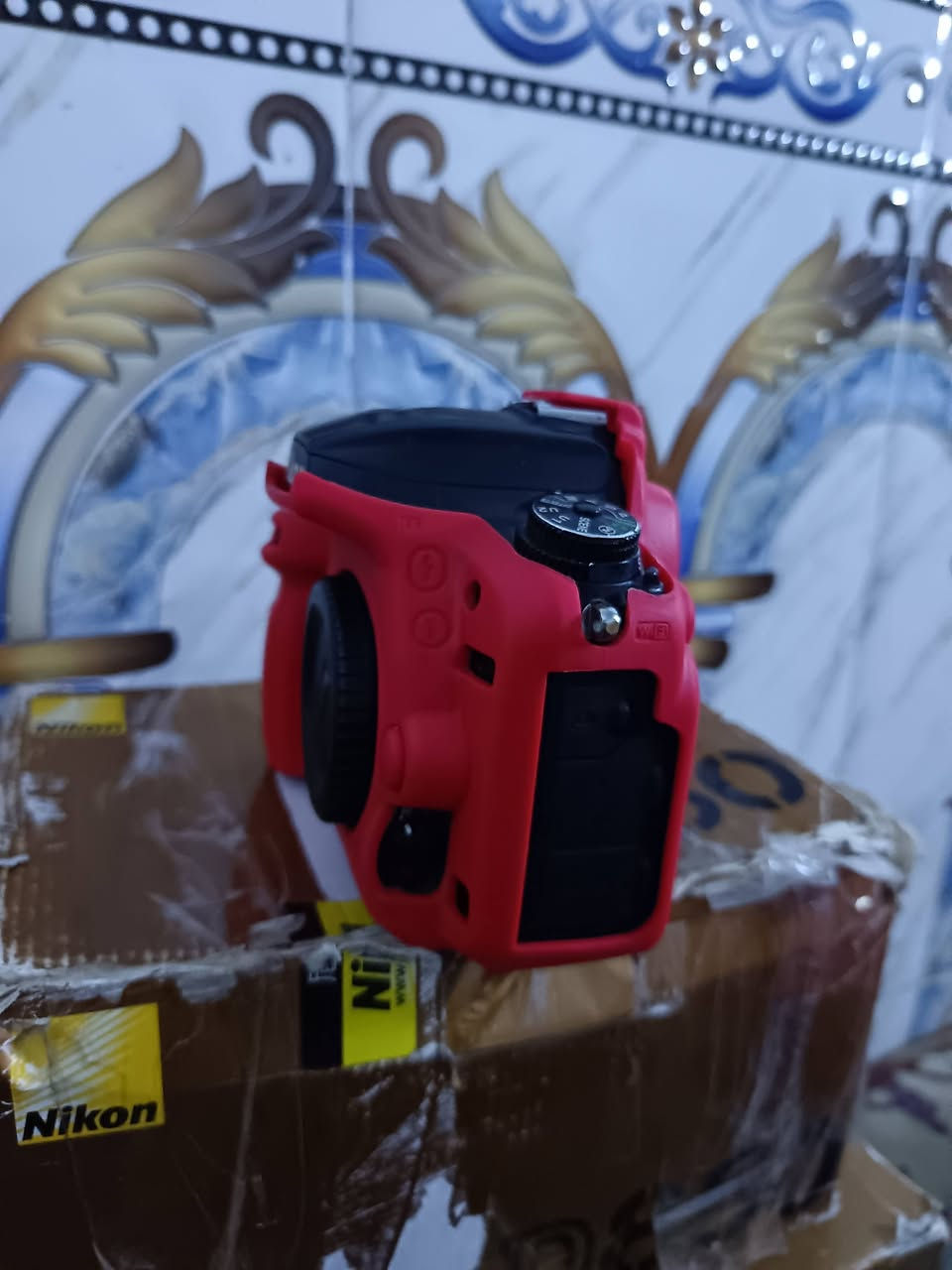 سلام عليكم
بدي 750D البيع الشتر 180. السعر 600
ملاحضه قاعده مال رام رقم 2عاطله رقم واحد شغاله كلشي مابيهه
بدي نضيف.  
ملحقاته
بطاريه
وجلاتين
فقط
الاستفسار اكثر. ***********
