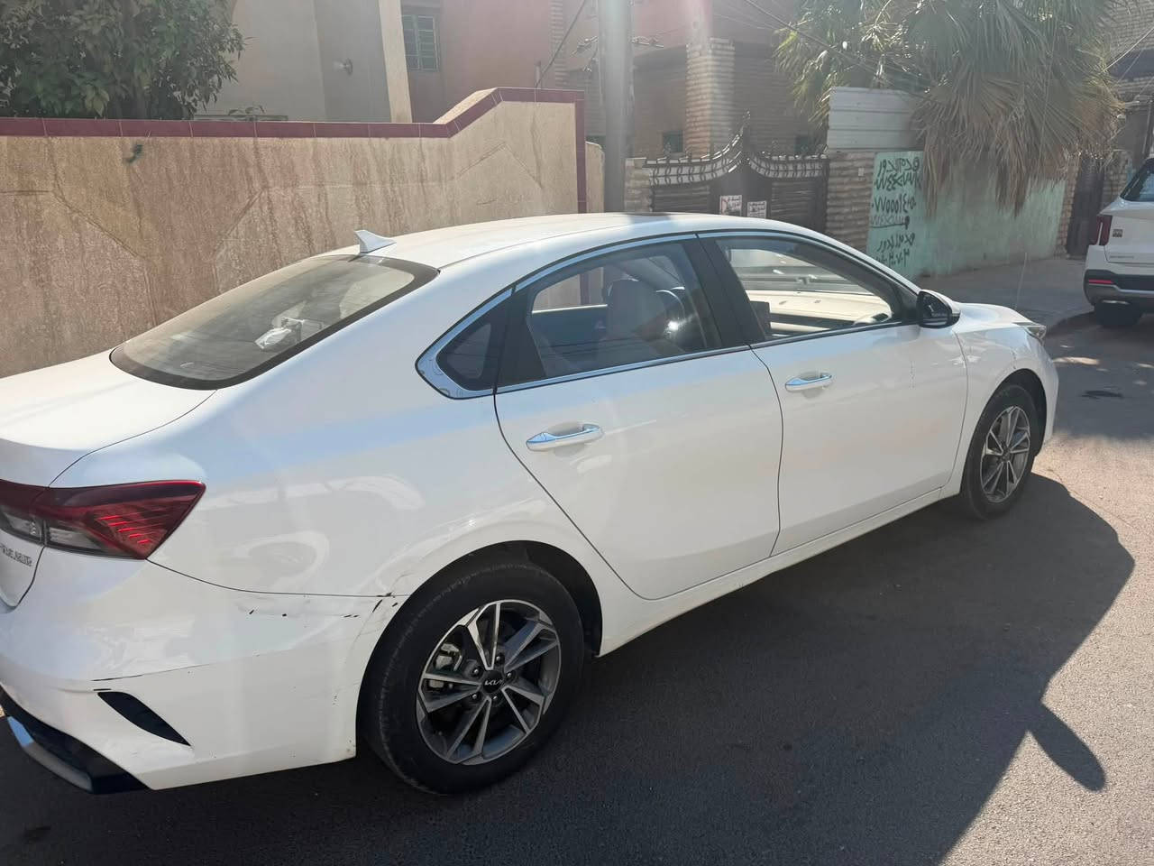 موديل ٢٠٢٢
ماشيه ٥٩km

فول مواصفات 

بيها طخه بالجاملغ ومصابغها عايفها على وضعيتها 

السعر ١٢٣$

***********
