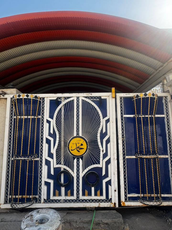 سقيفة كي سبان الطول 6م والعرض 4م.                    ++باب خارجي العرض 3م للبيع للأستفسار الأتصال ع الرقم ***********
