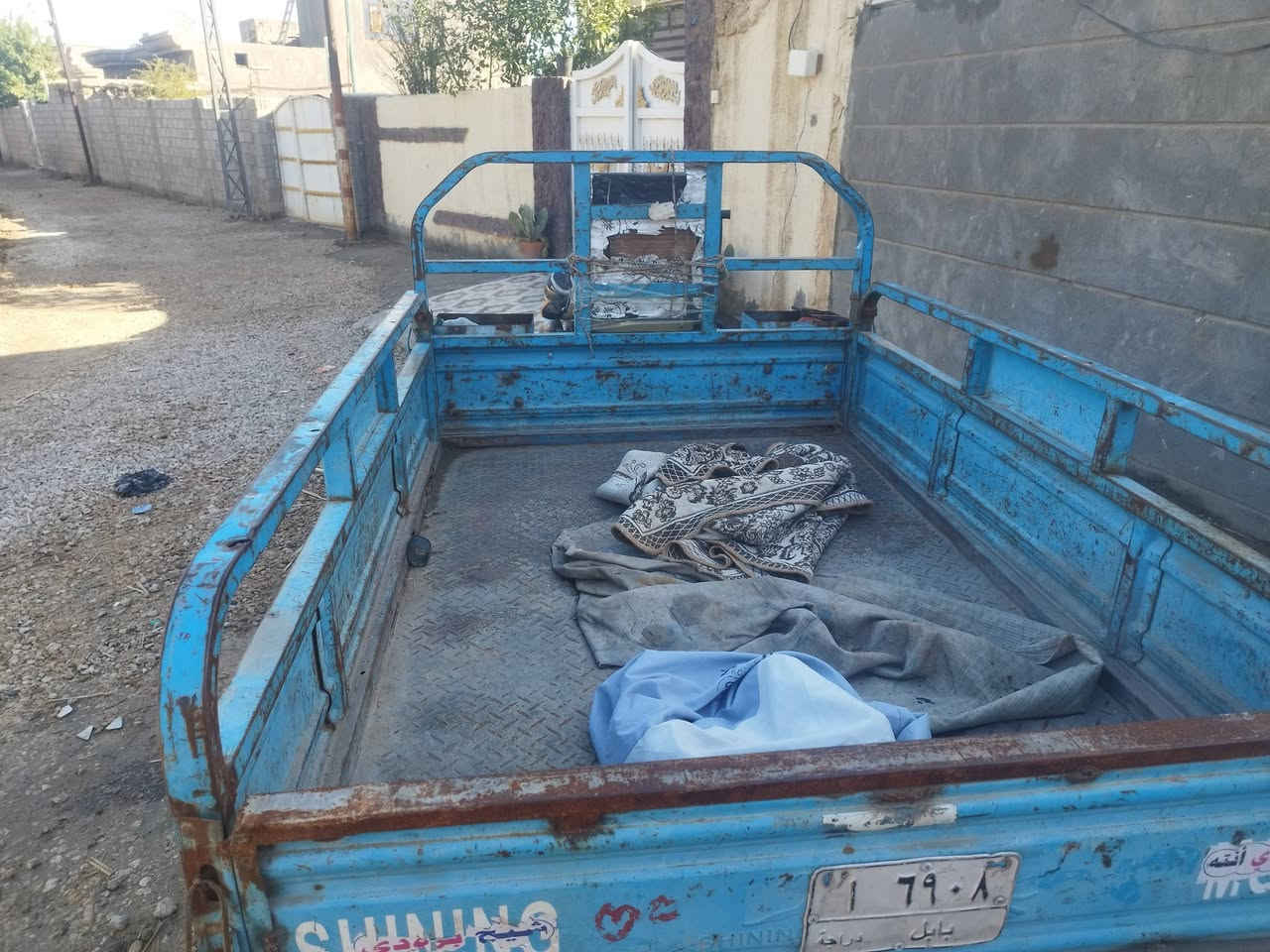 السلام عليكم ستوته مديل 16 رقم بابل  وسنؤيه ل2028 بيها مكينه جديده 25
اؤ شادلها اؤياله صب اؤ تايرات جدد مال سايبه الستوته جاهزه كهرباىيات كلها شغاله سلف شغال  مكانها بابل ناحيت النيل الي يحب يتصل ***********
