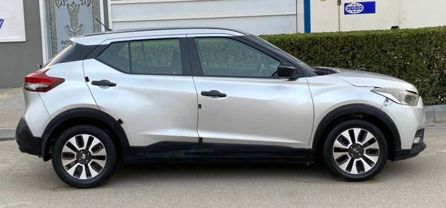 السلام عليكم نيسان كيكس موديل 2020,محرك 1600 بصمه تبريد ثلج تحكم استيرن حساسات كامره فول رقم بغداد انكليزي 
مكان السيارة بغداد العامرية 
السعر  105 وبيهة مجال بسيط 
***********
*********** بغداد, العراق
