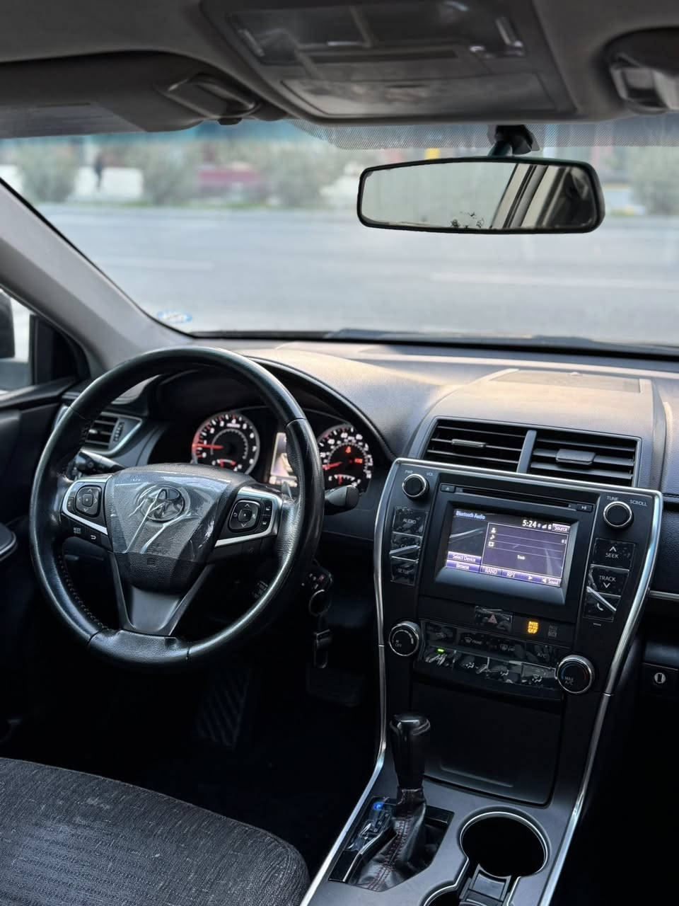 Camry 2016 SE
***********
0750 7304980 
 تویتا کامری مودیل 2016 نفطي 
ماشي 70 میل كلـش كلش نظيف وحلوة وكل جسمها بشرط

‏‎ (..، کامیرە. ،،تحدید سورعە،" سكان ڤۆلێۆم،سوکان تلفون ،اوكس و سیدی،بلوتوس ، كير عادي و اوتماتيكي.کیر  سوکان  .کشن جلد . ، ،كشن کارەبا،...) 

بس بوند صبغ بدون دواخل بدون شواصي بدون حالوب 
محرك كير واير بشرط 
سيارة حيل نظيفة كلشي عل بلاد جديد 
سنوية هزة كلشي جديد٢٠٢٩ مدفوع لـ
باسمي السنوية بشرط تحويل وغرامـة

سيارة مابيـها دينار مصرف كامل من كل نواحي
نظافه ١٠٠٪؜ كامل سيرفس بدون نقص و بدون مصرف
سياره مال بيت أي نقص مابيها 
مکان سیارە سلیمانیە 

سعر 157 $
