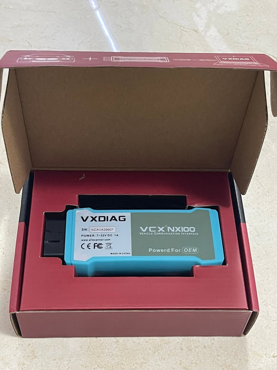 فيشه فحص وبرمجه باس ثرو VXDIAG 
تشتغل على برامج الوكاله للسيارات 

(OEM)


**إذا كنت صاحب هذا الإعلان وتريد حذفه لأي سبب، رجاءا أرسل رسالة إلى الدعم الفني**