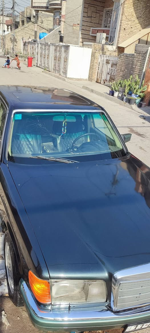 سلام عليكم ورحمه الله وبركاته
مارسدس جامبو باب قصير مكينه وكير بطه 

صبغ جديد

كهربائيات جدد

السعر 45وبيها شي قليل

مكان بغداد حي اور 
رقم ***********
