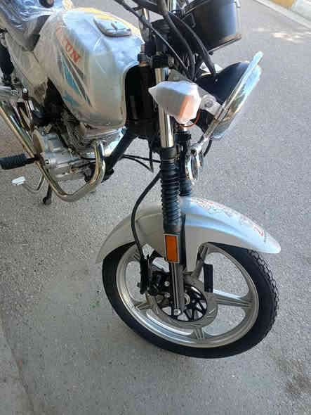 دايوان عضم جديده حييل أوراق اصولي بسمي معرض الجوهرة ام الختم الصلي حولك بسمك وتروح ترقم شرط دراجه 23 فووول مكينه خرسه مامفتوحه مكاني كربلاء حي عسكري سعر مليون 150 وبيه مجال جوة سوك ***********
