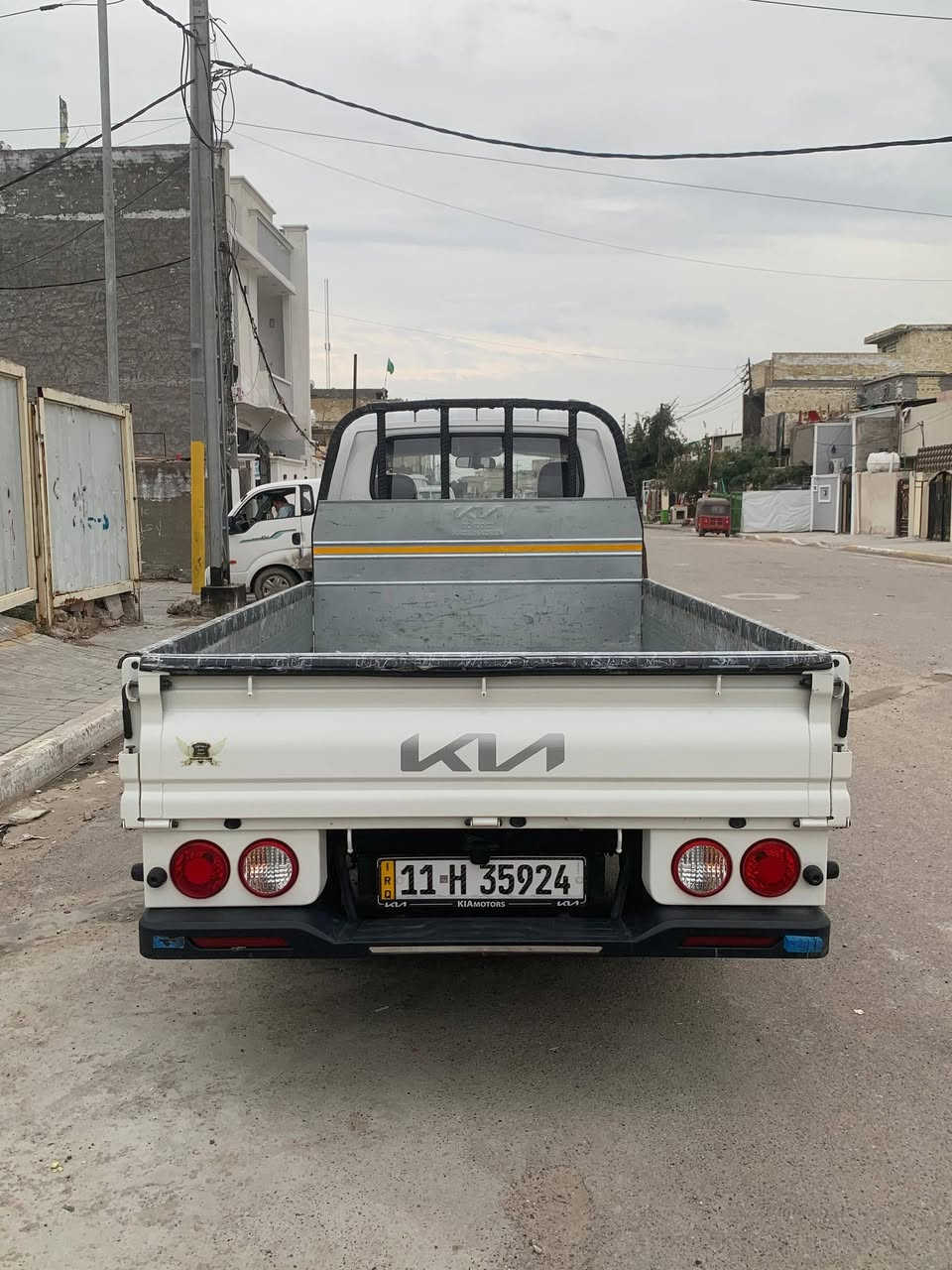 سلام عليكم كيه موديل 2025 السياره جديدة مكفوله كفاله عامه ماشيه21الف سياره زيرو وضع الشركة السعر 164 المكان بغداد حي اور ***********
