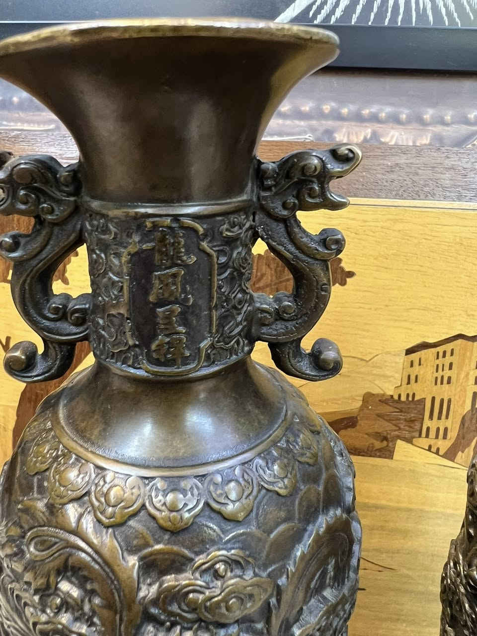 زوج مزهريات برونز مختوم كبار وثقيل شغل ايد قديم الطول 30 سنتم


**إذا كنت صاحب هذا الإعلان وتريد حذفه لأي سبب، رجاءا أرسل رسالة إلى الدعم الفني**