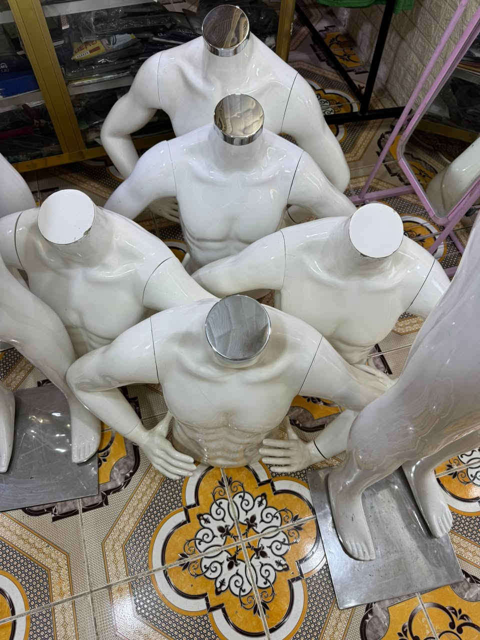السلام عليكم مليكانات للبيع مستعملات قليل يعني اخو الجديد مليكانات الرجل ٤ قطع ومليكانات الصدر ٨ قطع لايوجد توصيل العنوان بغداد اليوسفيه .... مليكانه ثكيله ودرجه اولى👤🚹


**إذا كنت صاحب هذا الإعلان وتريد حذفه لأي سبب، رجاءا أرسل رسالة إلى الدعم الفني**