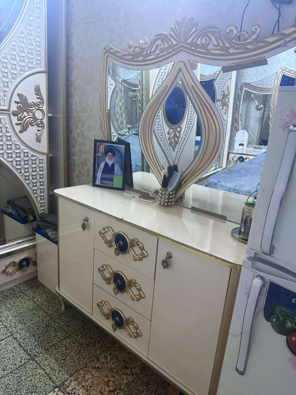 السلام عليك غرفه تركيه 
نضيفه بدون ضرر 
السعر مليون. وبيها مجال قليل 
استفسار خاص او على هاذ الرقم ‏‪0771 399 3113‬‏
مكان 
مدينت الصدر
