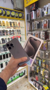 15 برو ماكس بطاريه 88 جهاز وكاله abm  سعرمليون او 25 الف ‭0772 926 698...