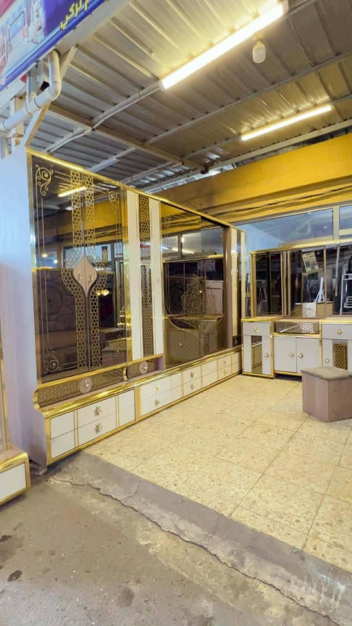 ✨ غرفة تركي  اصلي صبغ حراري  11 قطعة ✨
نظام أبواب  بروفايل فاخر
سرير مخزن جك 
 ضهر بلوك
 جام برونزي أنيق 
 قماش وتر بروف أصلي
 سرير مخزن جك 
✨ نظافة 90/💯
شد ونقل مجاني داخل بغداد
توصيل للمحافظات بأسعار رمزية


**إذا كنت صاحب هذا الإعلان وتريد حذفه لأي سبب، رجاءا أرسل رسالة إلى الدعم الفني**