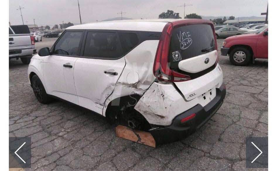 كيا صول2020 
رقم اربيل

محرك 2000 دوش ماشية 52 الف

حادث جانبي ارباك سليم 

مكاني الديوانيه
للاستفسار 
***********
