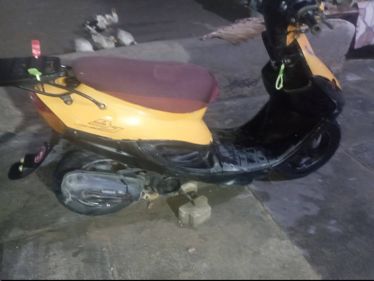 السلام عليكم شباب دراجه بيجي نضيفه ناعمه شلعه معدل سعر 260
بيه مجال دراجه بيجي كله شغال هورن شيار التات شغال سلف شغال بس عوزه دكمه بس عاطله مكان الرميثه بل جمله عواد***********
