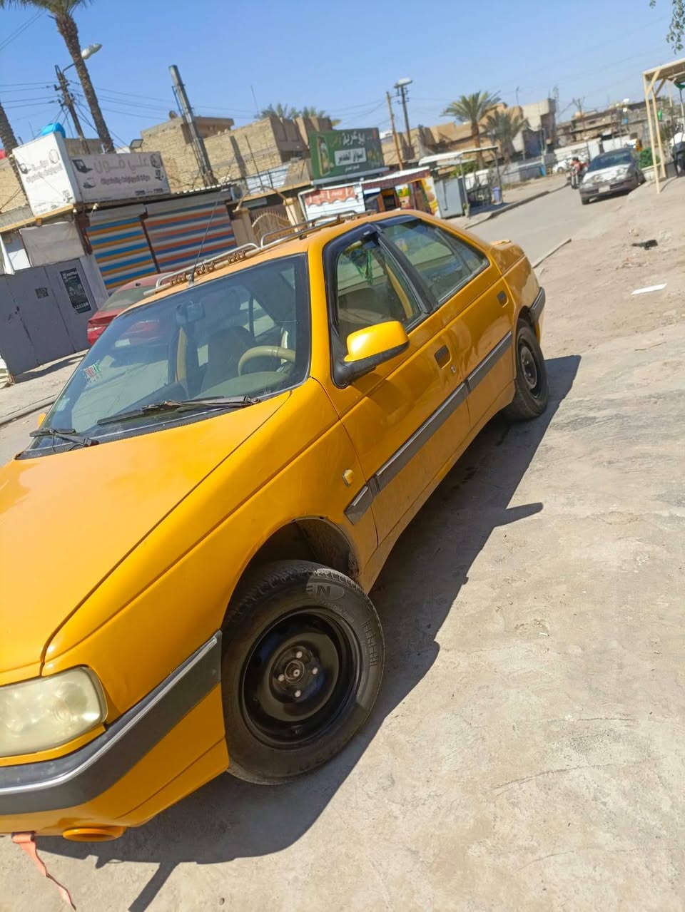 سلام عليكم بيجو لميس 2015 مابيها كل نقص كامله مكاني بغداد البياع س34 وبيها مجال *********** 
واتساب ***********
