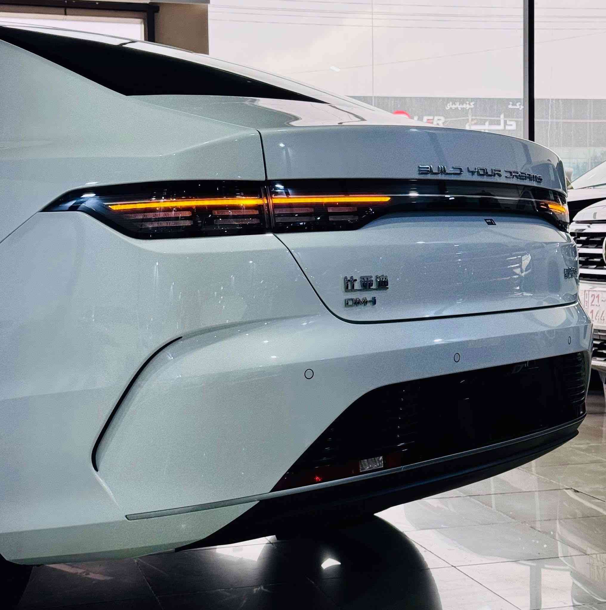 ﷽

‎( مجموعة شركات فراس الحمداني اربيل شارع 100 م )

BYD DESTROYER 05

موديل : 2025 

اللون : ابيض داخل ابيض

حجم المحرك 4 سلندر ( 1.5L )

( بانزين - هايبرد - كهرباء )

منفذ كهرباء شحن 
منفذ بانزين

التفويلة الواحدة 1200 كيلو متر 

كاميرات خلفية 
حساسات خلفية 
اشاير ليد - لايتات زينون
بصمة تشغيل 
تشغيل عن بعد
تحكمات ستيرن
دواخل لونين اسود و ابيض اوف وايت 
شاشة متحركة
كيج الكتروني
بدون رقم دخول شمالي ( اربيل - سليمانية - دهوك )
وبقية المواصفات المعروفة 

العنوان : 

اربيل شارع 100 م مقابل الشركة العامة لتجارة المواد الغذائية 

للاستفسار والاتصال : 

ابو علي ( واتساب - اتصال )

***********
***********

حواس

***********
***********

زيد 

***********
