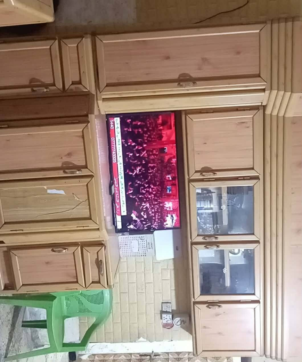 السلام عليكم كاونتر مستعمل تفصال خاص 8قطع سعره مليون ما عده الطباخ  وبي مجال قليل  التواصل ***********وتساب
