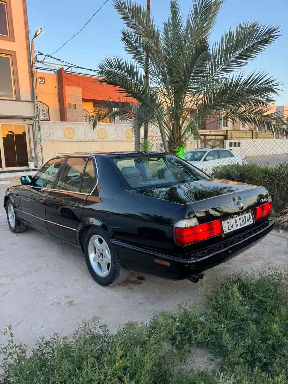 السلام عليكم بي ام دبليو ، 740.. 8 سلندر مكفوله من الضربه  كير مكينه جديد  حداديه جديده كهربائيات كلها شغاله شرط. رقم دهوك دولي راعيها  بغداد  مداور ثاني يوم بجم عريض سياره مصبوغه جماليه العنوان
 الديوانيه  سعرها ٥٤ وبيها مجال بسيط
***********
