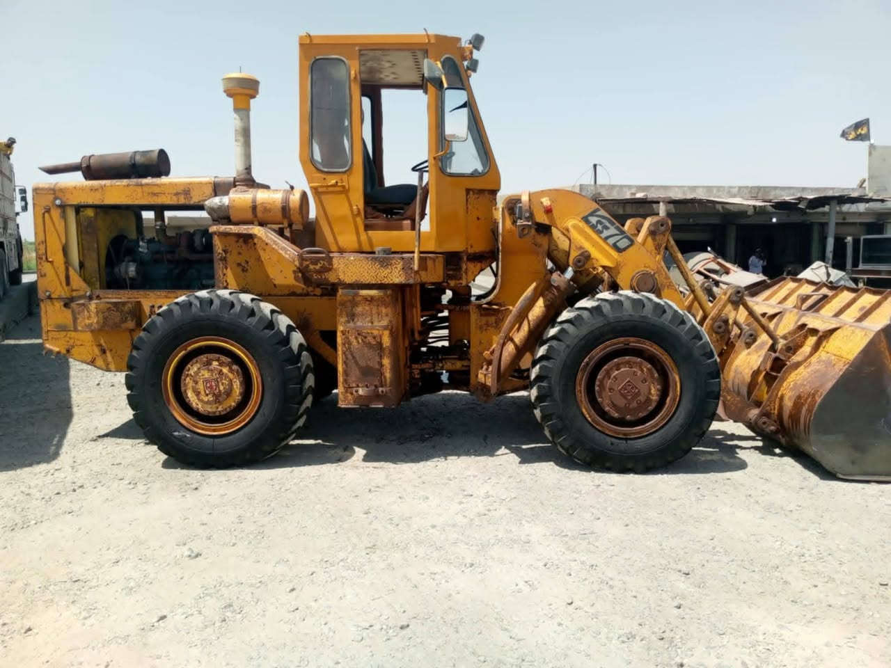 سلام عليكم 
للبيع شفل كاوسكي موديل 79محرك بي تخم تاير بريك 4وياله رقم ميسان الاماني مكلف بل نشر
***********
***********

