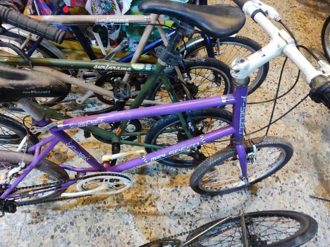 السلام عليكم شباب عالم اليابان للدراجات الهوائيه قطع يابانيه باله سعر القطعه 55,000ن العنوان البصره قضاء المدينه شارع المصرف الجديد يوجد لدينا خدمه تو كافه محافظات العراق رقم الهاتف***********
