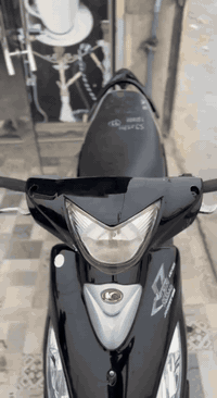 رمبه للبيع  2016 اخر اصدار بعدهي زيرو مكفوله من كلشي بس كشن شويه مشكوك...