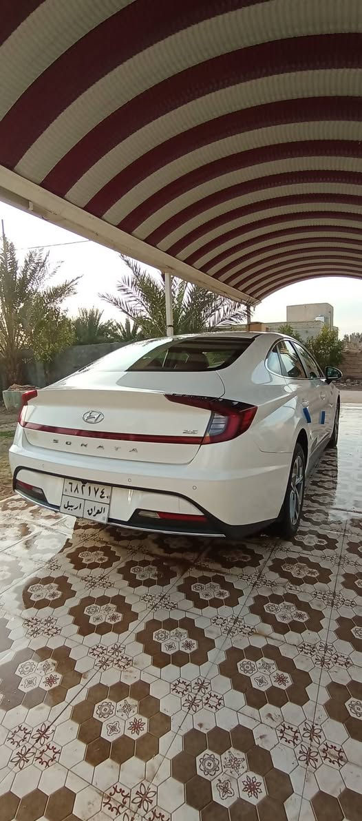 سلام عليكم
للبيع سوناتا 
خليجي موديل 20
سياره جديده 
رقم اربيل 
سياره مكفوله
***********
