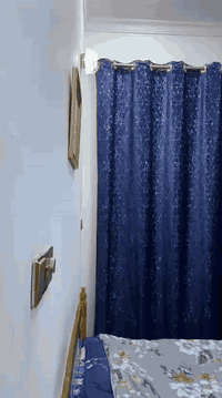 دار للبيع زراعي سند ٢٥ قرار قاضي الطوبجي قرب ملعب شهداء الطوبجي مساحة 65 متر واجهة 6 فول مواصفات بناء حديث ٢٠٢٤ اكتمل البناء شهر الواحد يحتوي الطابق الارضي على حمام خارجي ومطبخ وصالة وغرفة نوم وحمام ومنور والطابق الثاني يحتوي على غرفتين نوم وهول صغير وحمام والطابق الثالث بيتونه كبيرة تحتوي على غرفة غسيل الملابس ومخزن وسطحين شتايگر مع العلم كل غرفة بيها ديكور حديث اي استفسار تليفون ***********واتساب ***********واتساب ***********او مراجعه مكتب الخبير للعقار ومن الله التوفيق
