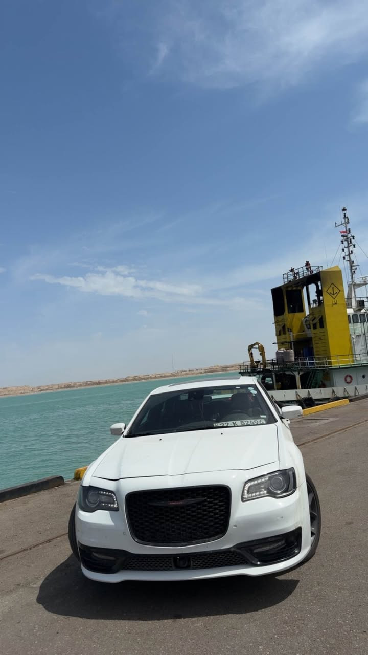 السلام عليكم

سيارة اوبامة موديل2023 S خليجي وكالة هارلم .ازكولد 

سيارة بيها بارد بالجاملغ الأيمن  وشويه من البنيد  ماعده سياره جاهزه للاخير احله من الصور

ماشية فقط46الف فقط

مغلفه ppf 
سيارة اخت زيرو جديدة فول فول 

بنورامة كشن حار بارد داخل اسود

استيرن كهربايي شفتات كشن خزن ميموري بصمة تشغيل

بعد هواي موصفات هالم معروفة . 

رقم سنوية هزة كلة جديد لحد 2030.  وشنو تردي وكاله تحويل حاضر سعرها335 وبيها مجال

مكان سيارة بصره 

اي استفسار اتصال ***********📞 البصرة, العراق
