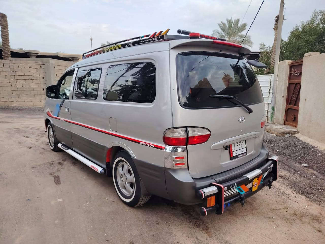 انه مكلف بالنشر
متاح سياره استاركس موديل 2007 سياحي بسمي رقم واسط مشروع وطني يعني تتحول بجميع المحافظات .. محرك وكير اوتوماتيك مسكر .. تخم تاير .. الشواصي كفاله على البلاد .. البدي مكفول فقط رشات بسيطه مال جراد .. تبريد شغال خير من الله.. حداديه فول الفول .. السياره جاهزه من جميع النواحي .. السعر اتصل وتدلل 
العنوان بصره _ ابي الخصيب _ طريق الصحراء/  *********** البصرة, العراق
