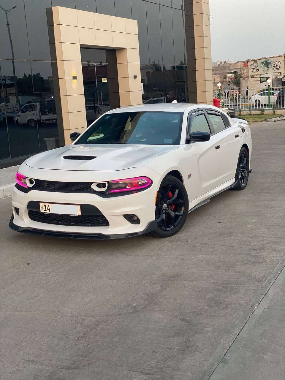 جارجر sxt كندي ١٦ اصل 
حادثهه جاملغ وبنيد
وبيهه جاملغ فقط كلير من امريكا
حداديه جديده توه شادهه
تايرات قبل فتره شادلهه تخم
ماشيه ٩٦ ميل  سياره ما مشتغله لا خط ولا متعبه مالت بيت  ترايك الاربيل
سنويه وهزه جديده مرقم بصره موجوده بل بصره
*********** البصرة, العراق
