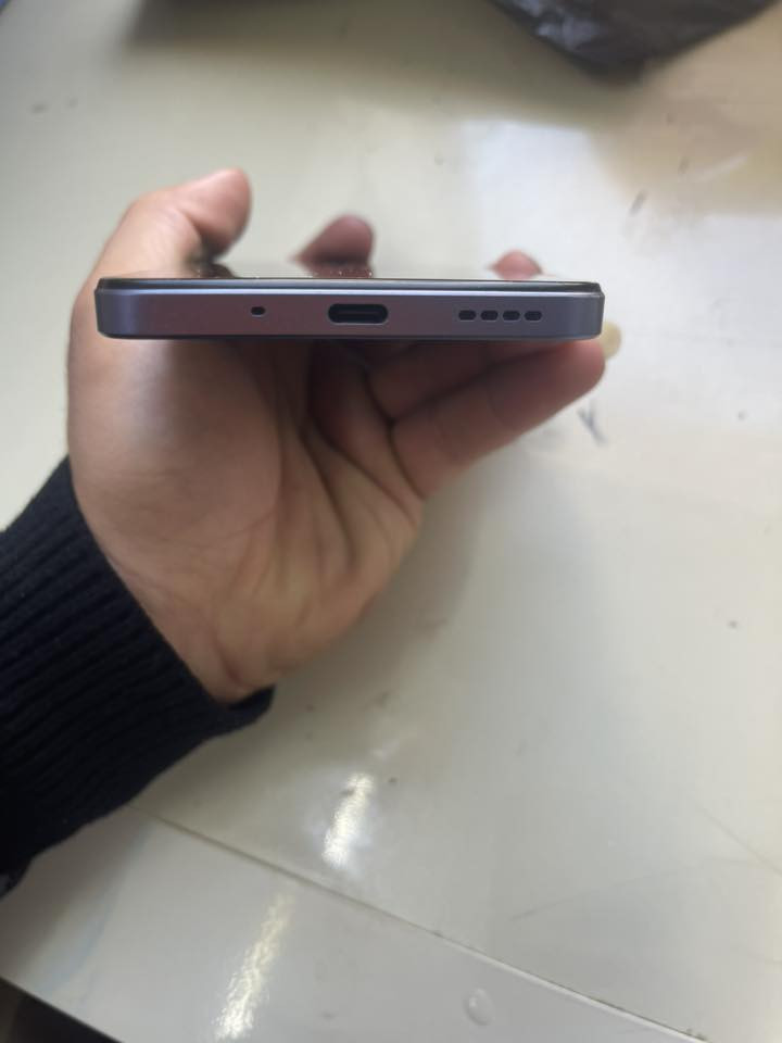 ريلمي c75x للبيع ذاكره 256 جاهزا جلخ مآبي صارله شهرين عندي بعده بل ضمان كارتونه وكآمل ملحقاته جهاز حكو بل سوك ٢١٠ أبيعه مستعجل  سعرو ١٧٠ وبي مجال كلش بصيط ***********
