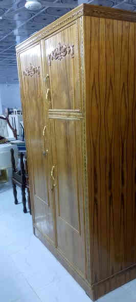 كنتور 2 باب 
السعر 190 وبي مجال 
#لدى معرض #العز 
للاستفسار اتصل او واتس اب ***********
