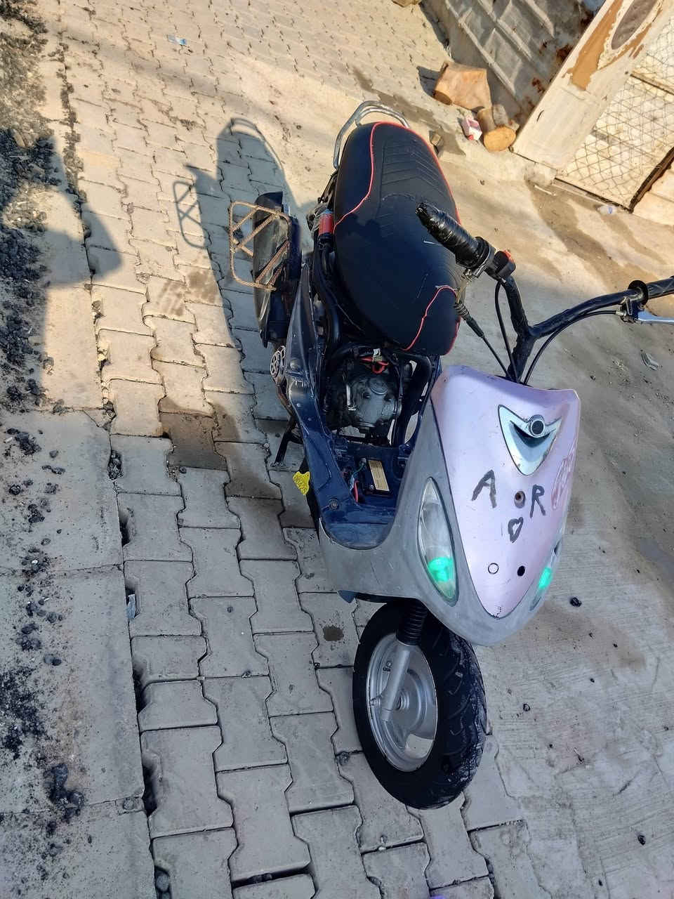 السلام عليكم للبيع دراجه مكينه ما مفتوحه السعر خاص وهاذه رقمي *********** ولي مو شراي لا تدخل تتفشل😏
