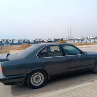 بي ام 525 • مكينة قايمه • رقم صلاح الدين