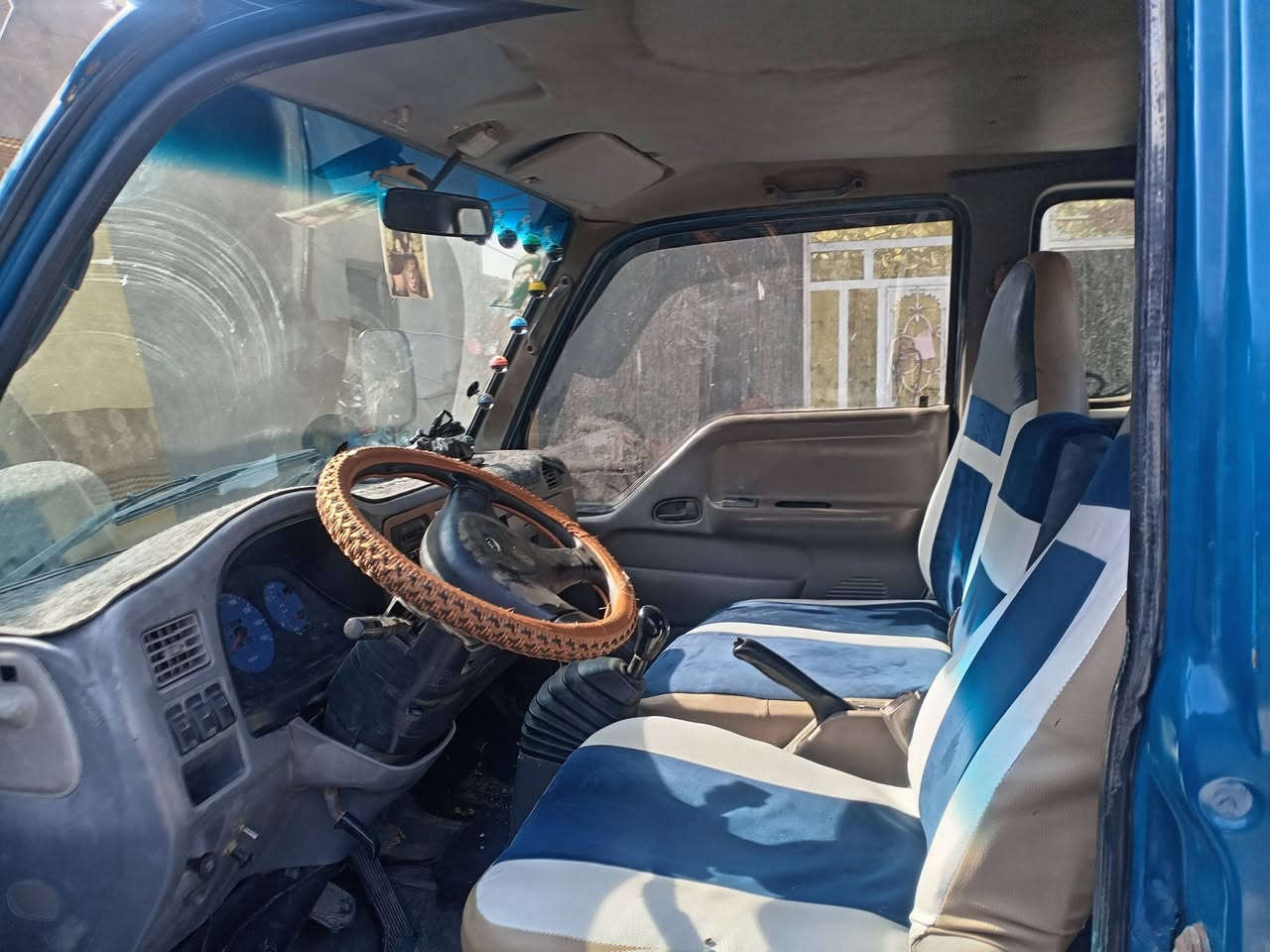 للبيع كيا فنتيره موديل 2000رقم بابل محرك كهربائيات گير شرط
المكان السماوه السعر خاص***********
