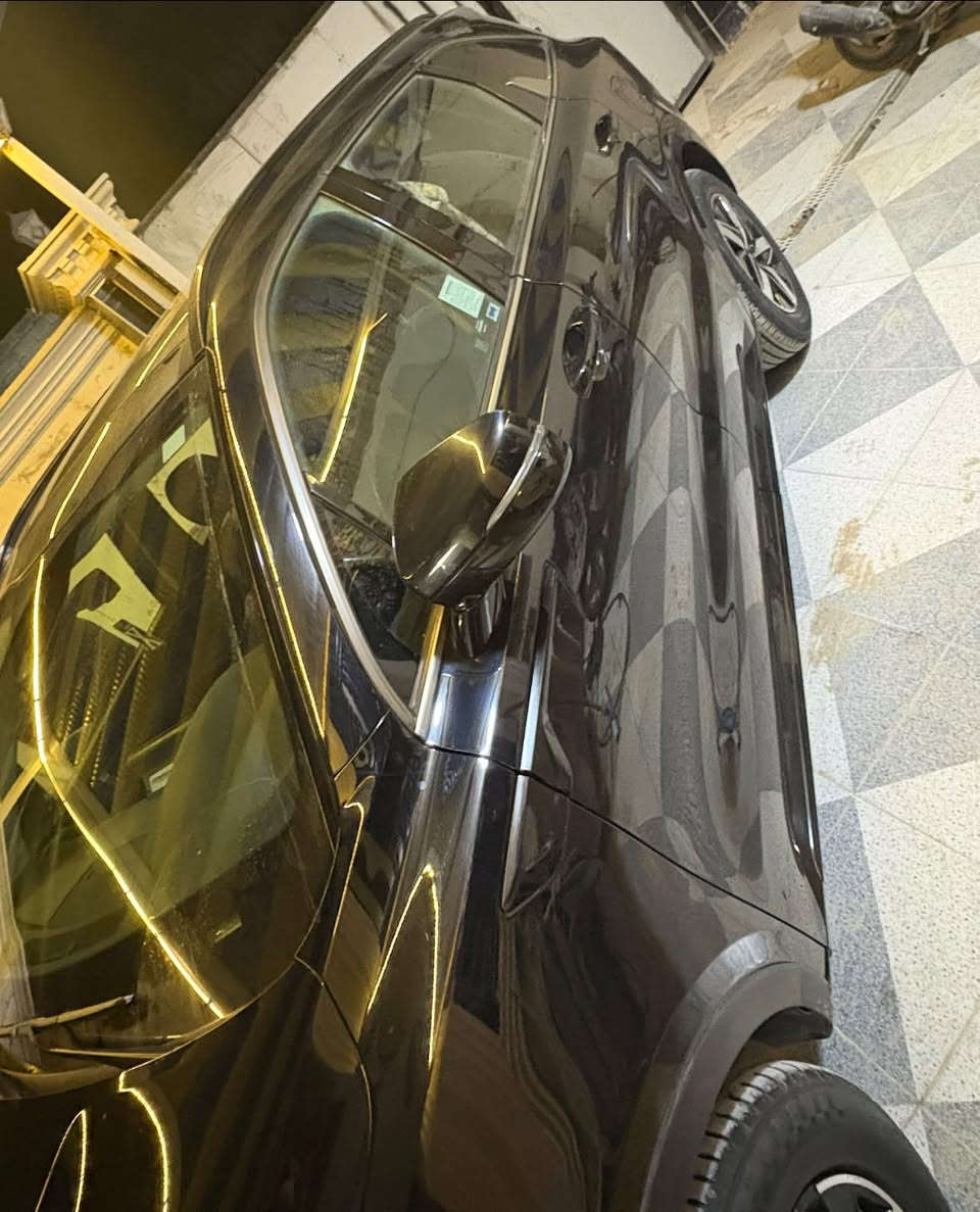 سلام عليكم
سورنتو مديل 2022
وارد امريكي 
فول مواصفات 
فئة S
لون اسود ملكي 
بنورامه 
تشغيل عن بعد بصمه 
كشنات امامي تدفئه
سبعه راكب
كشنات جلد اسود 
رادار 360درجه
قياده ذاتيه
تحديد مسار 
توقف ذاتي
نقاط عمياء بالمري 
 كلشي بيهه شغال بدون اي نقص
محرك 2500تنفس طبيعي مو تيربو 
ماشيه 45مايل 
رقم بغداد باسمي  تحويل مباشر 
لسياره مسويلهه ادامه جديد 
تخم تاير 
باتري 
ادامت محرك
كله جديد 
مكاني كربلاء 
لسعر 215وبيهه مجال 
حادثهه جانبي جاملغ طخه بسيطه بدون داخل نفسه مصبوغ وطرف لباب بدون دواخل بدون ايرباك ومكان لرقم لخلفي بيه صبغ  بجم كبس  لسياره حادثهه بسيط كلش صور حادث موجوده
 للتواصل واتساب ‭0789 027 7368‬
